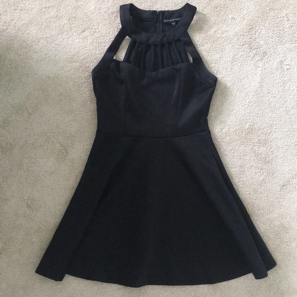 Little black dress - Picture 1 of 2